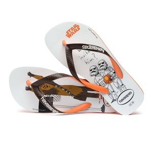 Havaianas toddler flip flops. Star Wars themed. Size 9.